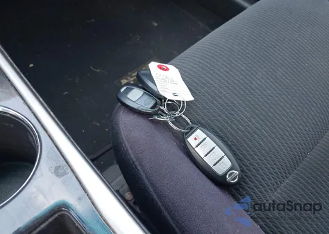 2013 Nissan Altima 2.5 z USA, uszkodzony, nr VIN 1N4AL3AP9DC282979